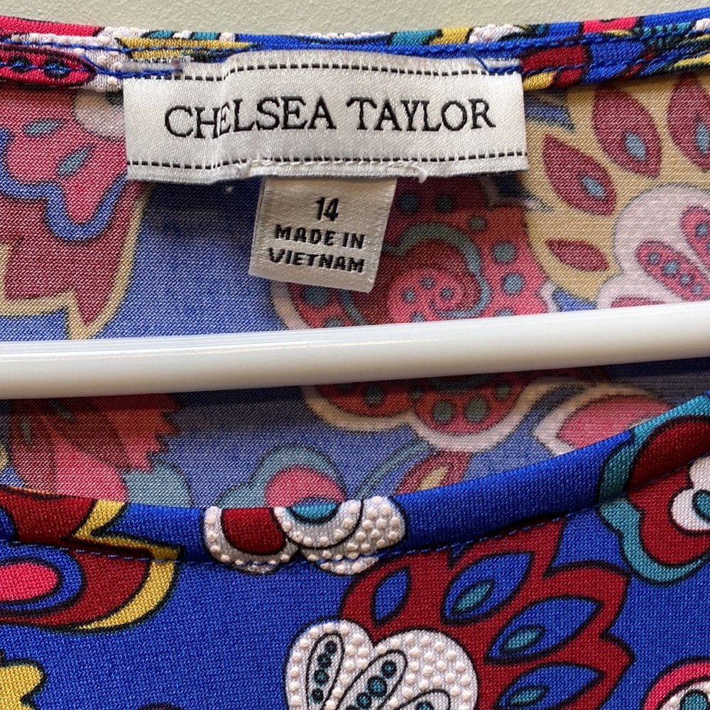 Chelsea Taylor Floral Dress - Picture 5 of 6
